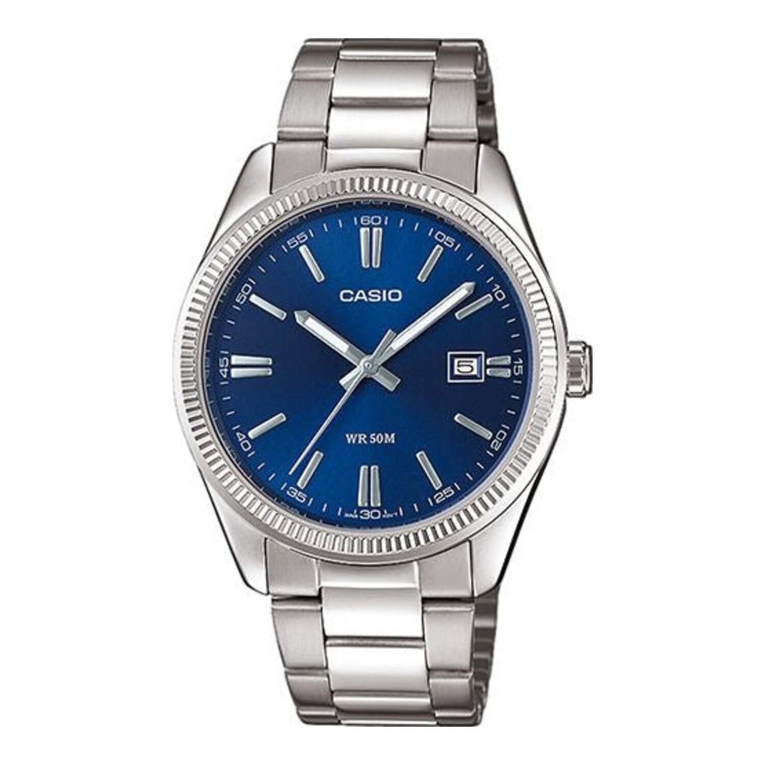 Montre Casio pour homme à quartz, boîtier en acier inoxydable, cadran bleu, date et bracelet en acier inoxydable.