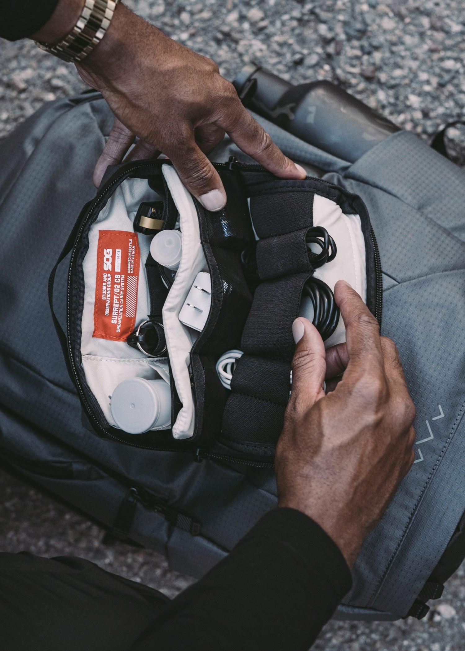 organizer surrept 02 cs charcoal sog