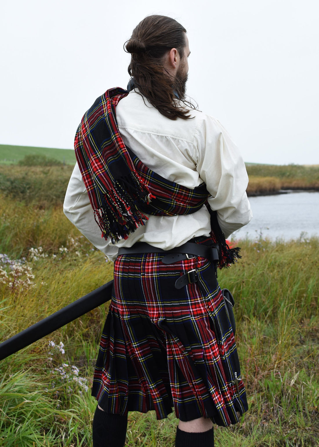 8 yard kilt schottenrock black stewart tartan