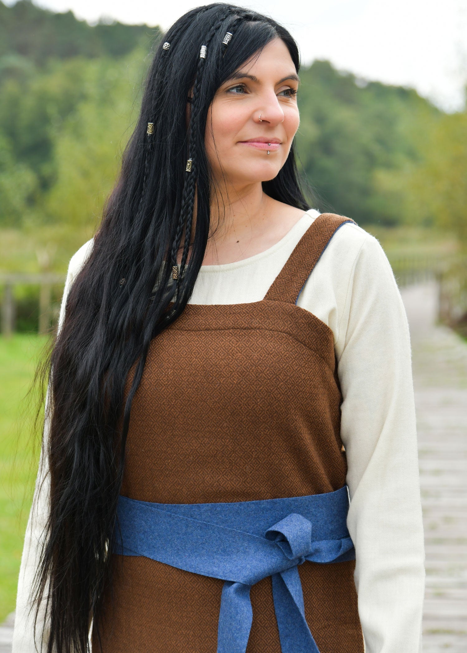 Blauer Wikinger Wollgürtel Joan – 350 cm