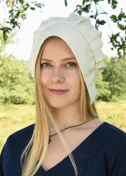 Mittelalterliche Damenhaube mit Falten