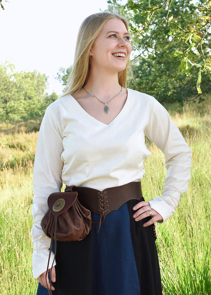 Mittelalter Bluse Aila: Figurbetont &amp; Edel