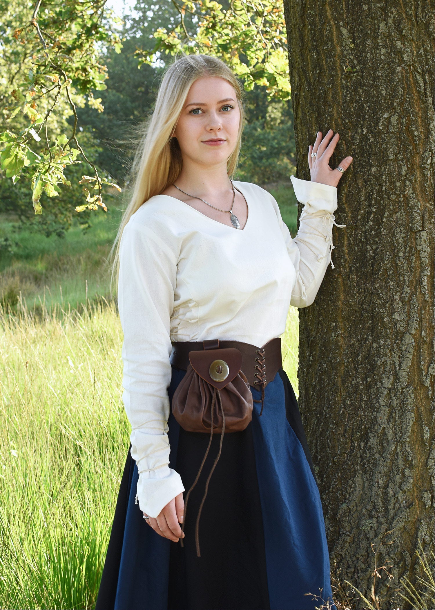 mittelalter bluse aila mit schnuerung natur