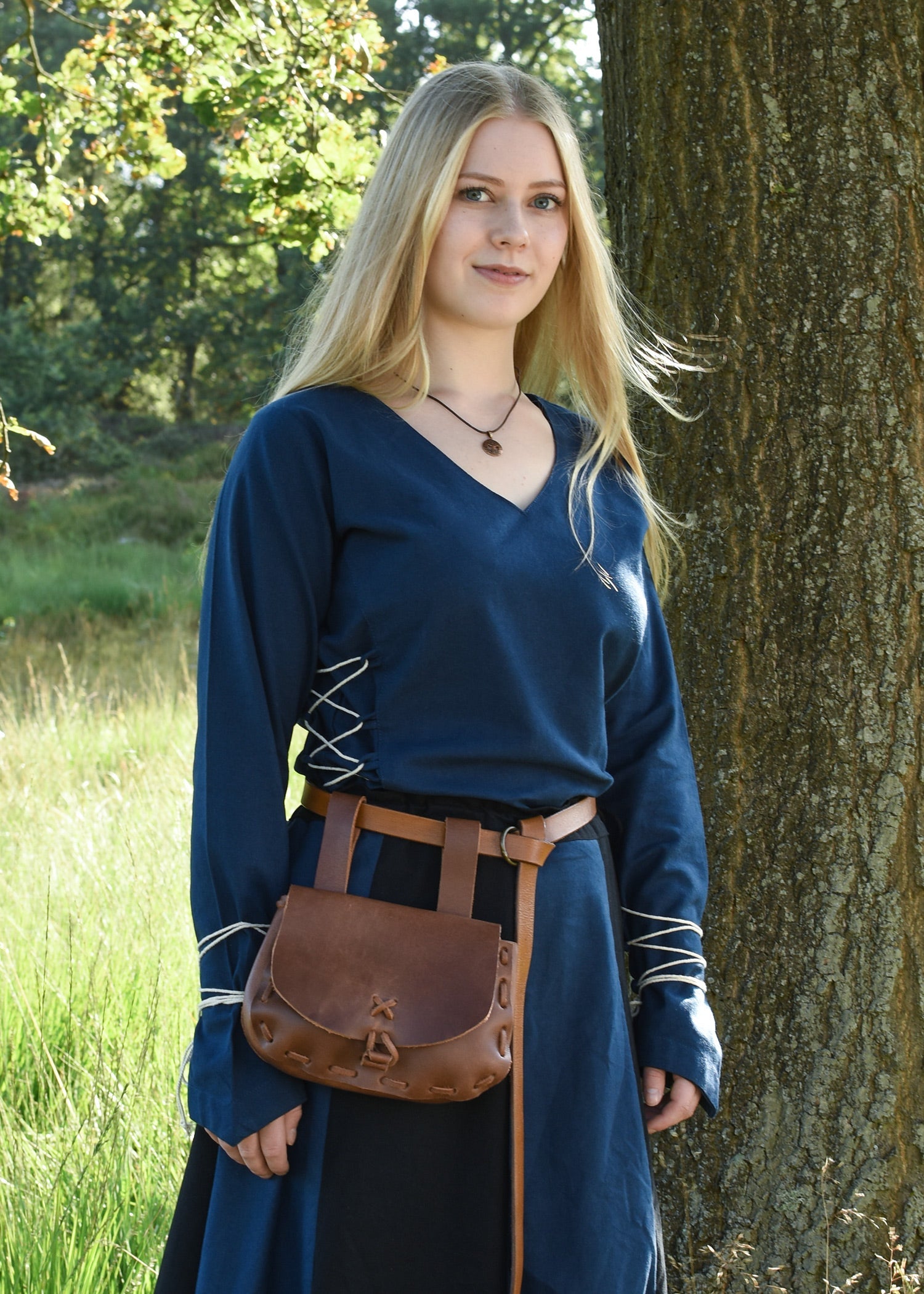 Mittelalter Bluse Aila: Blaue Schnürbluse