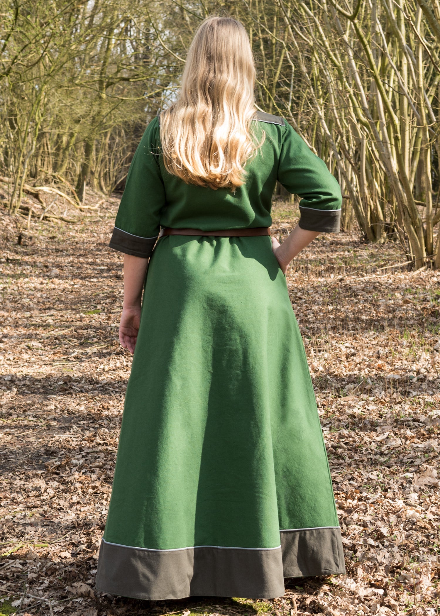 mittelalterkleid gesine aus canvas gruen