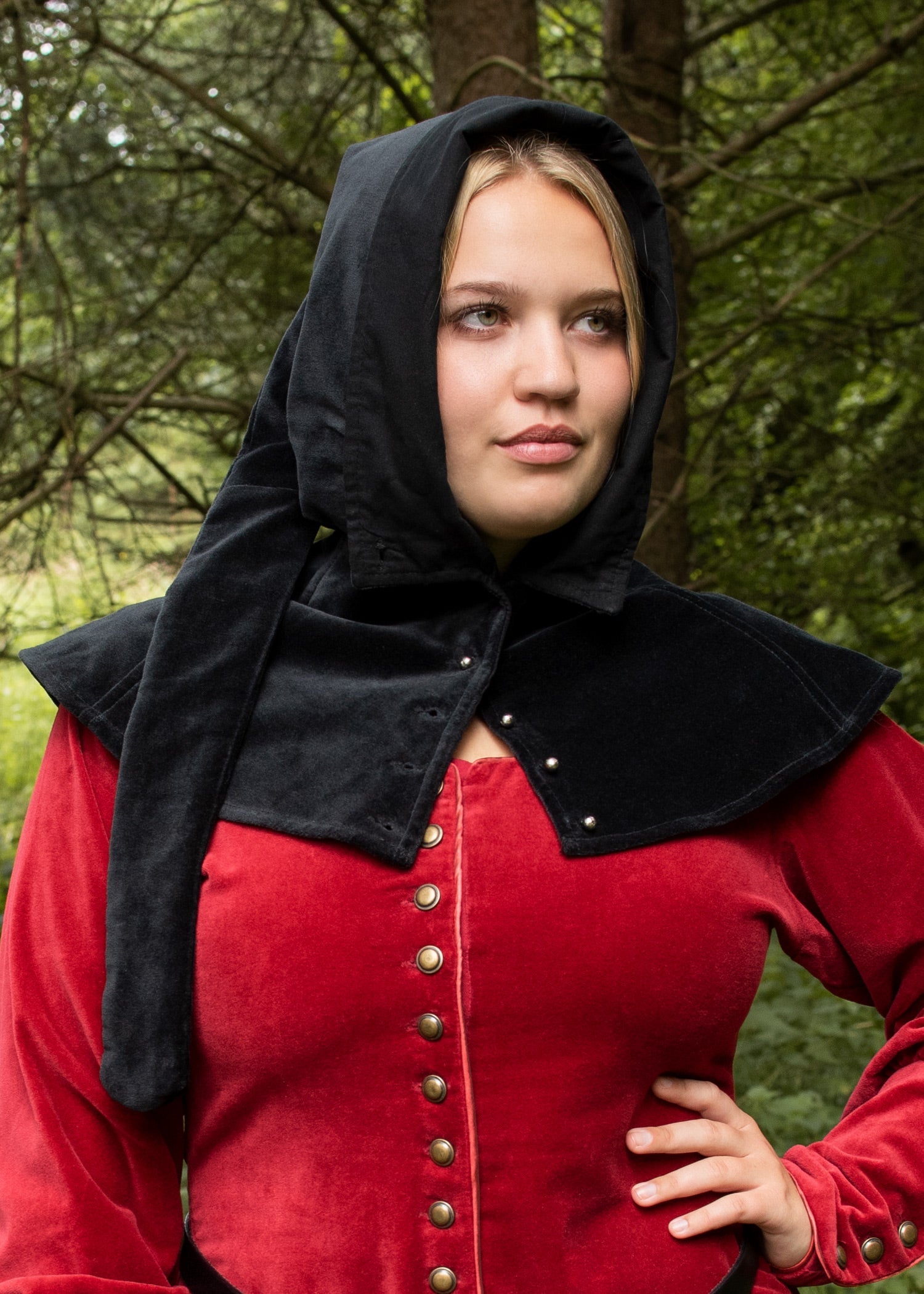 Samt Gugel Mirella: Elegante Mittelalter Kopfbedeckung