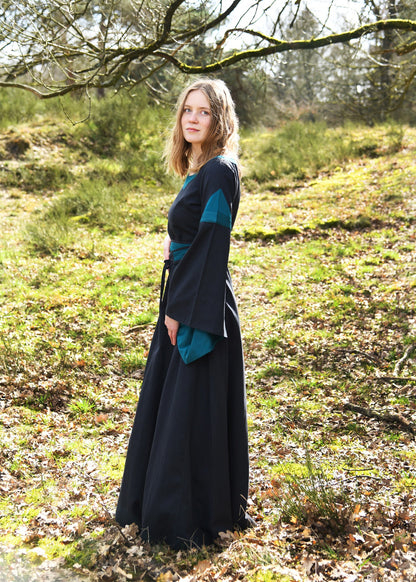 mittelalterkleid mit guertel bliaut konstanze dunkelblau