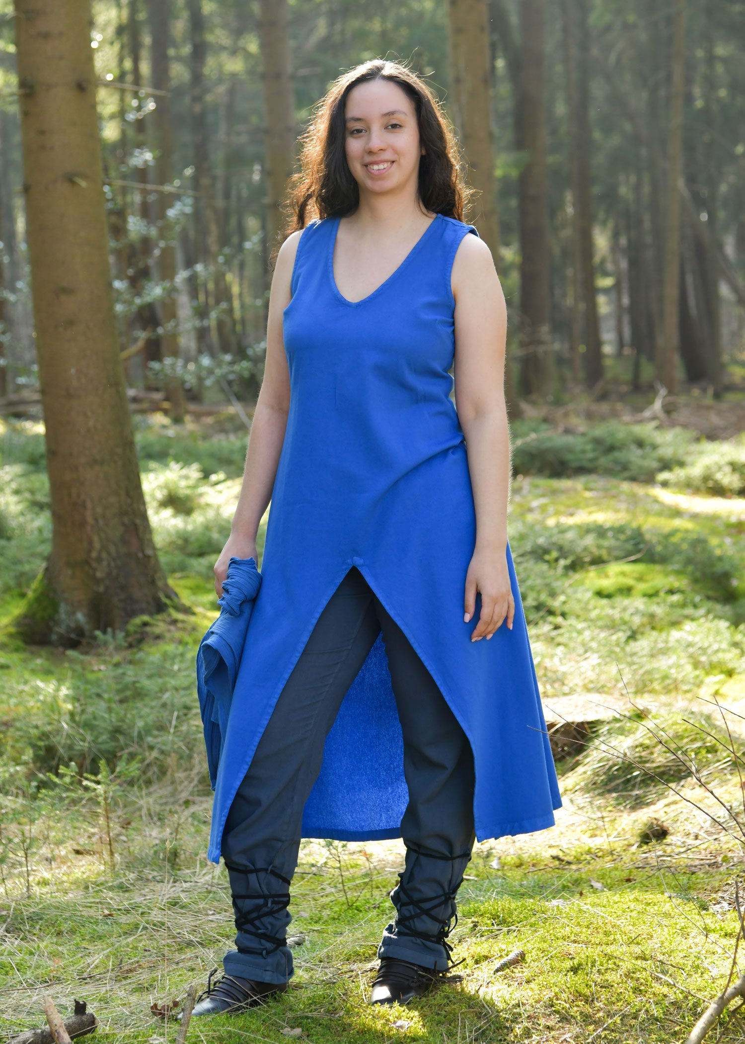 Ärmelloses Kleid Ilora &amp; Schal, kornblumenblau