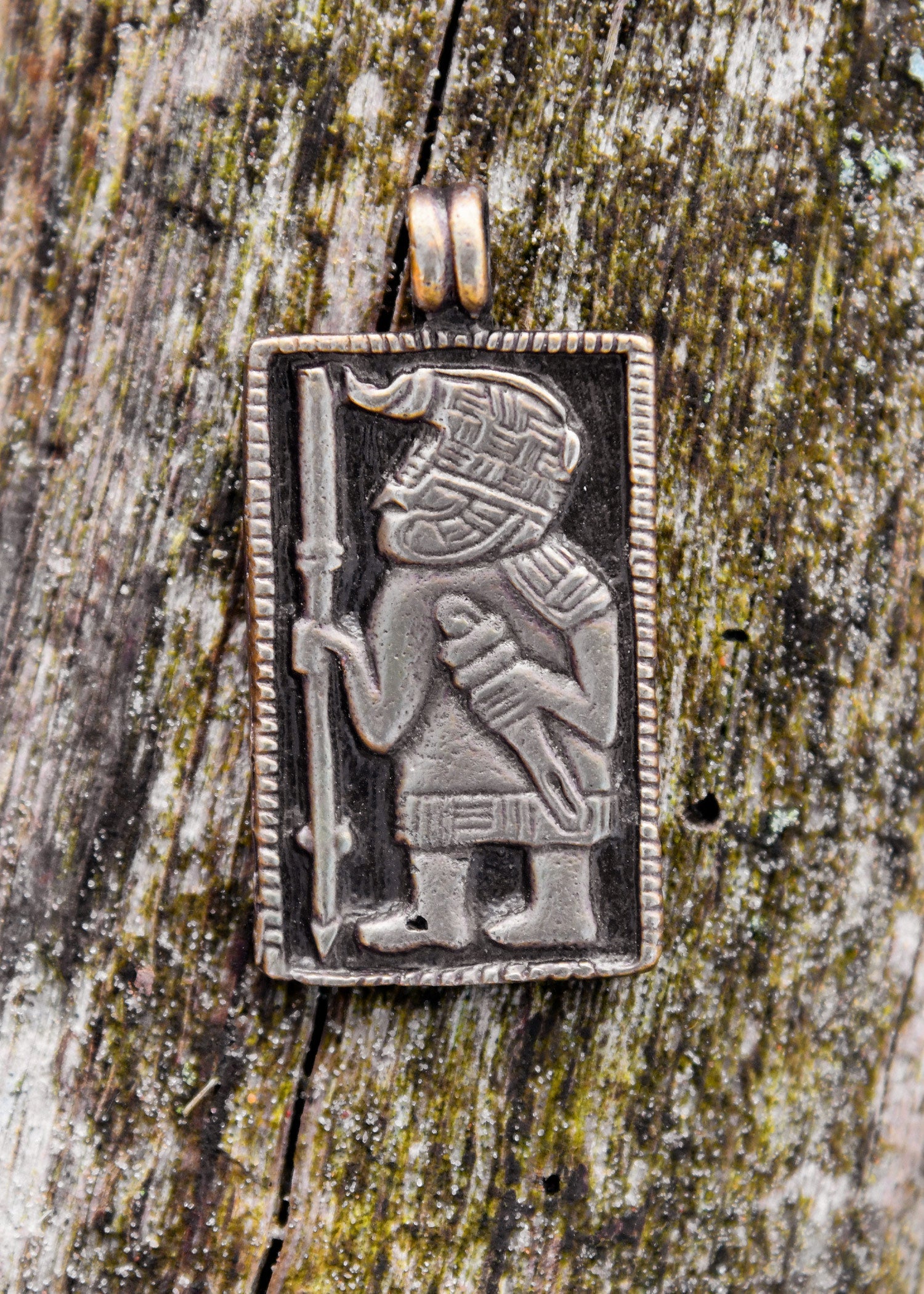 skandinavisches amulett schmuckanhaenger aus der vendelzeit 6 7 jahrhundert