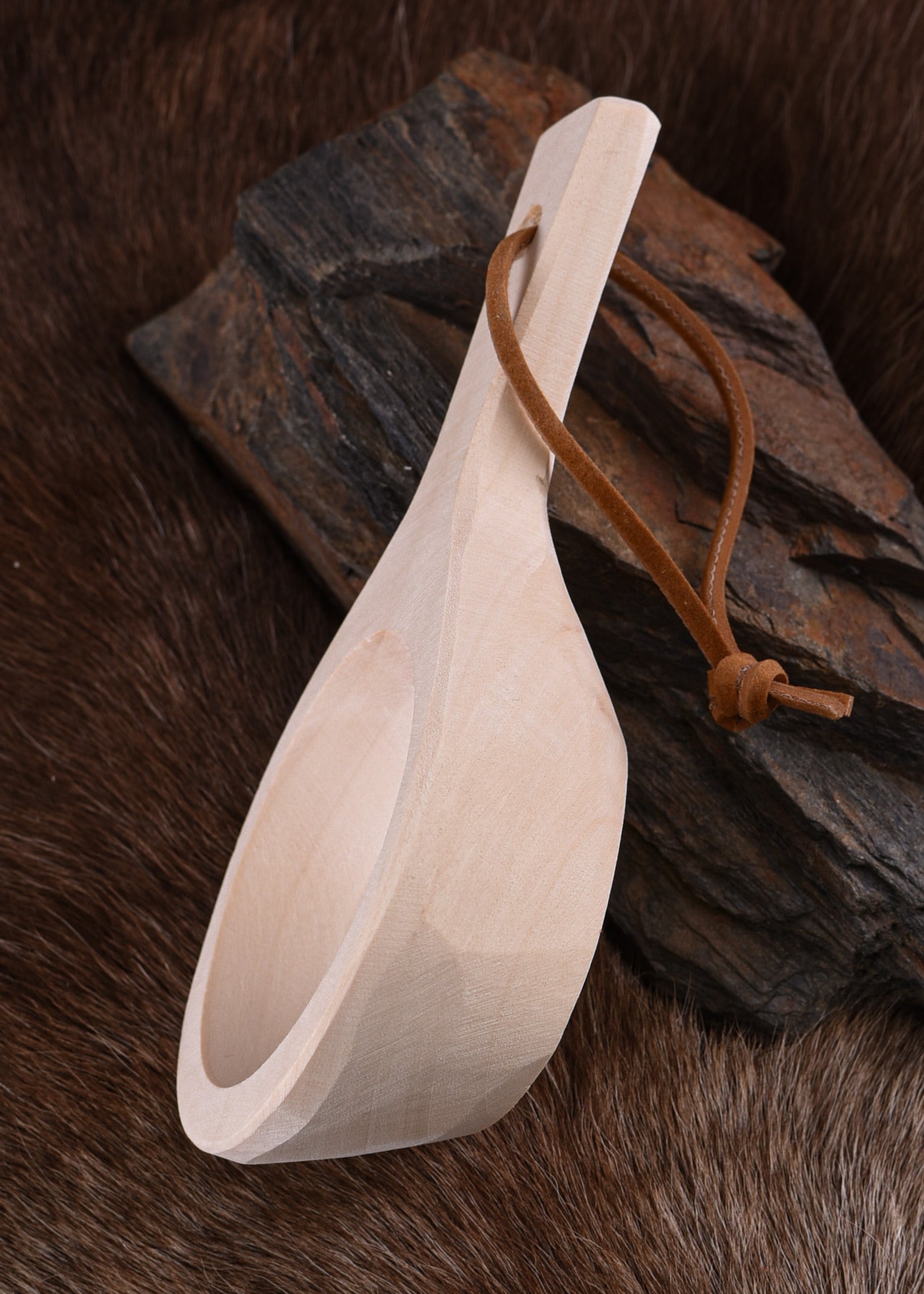 schoepfloeffel mit lederband ca 17 cm