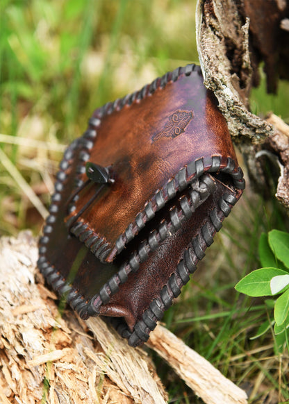 keltische ledertasche mittelalter guerteltasche m piktischem motiv