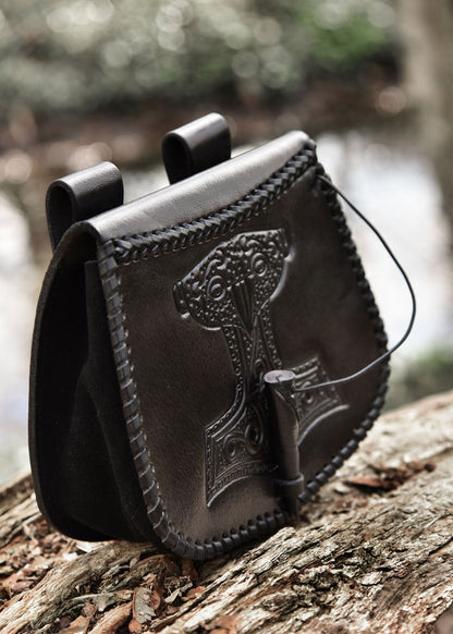 guerteltasche mit thorshammer praegung leder schwarz