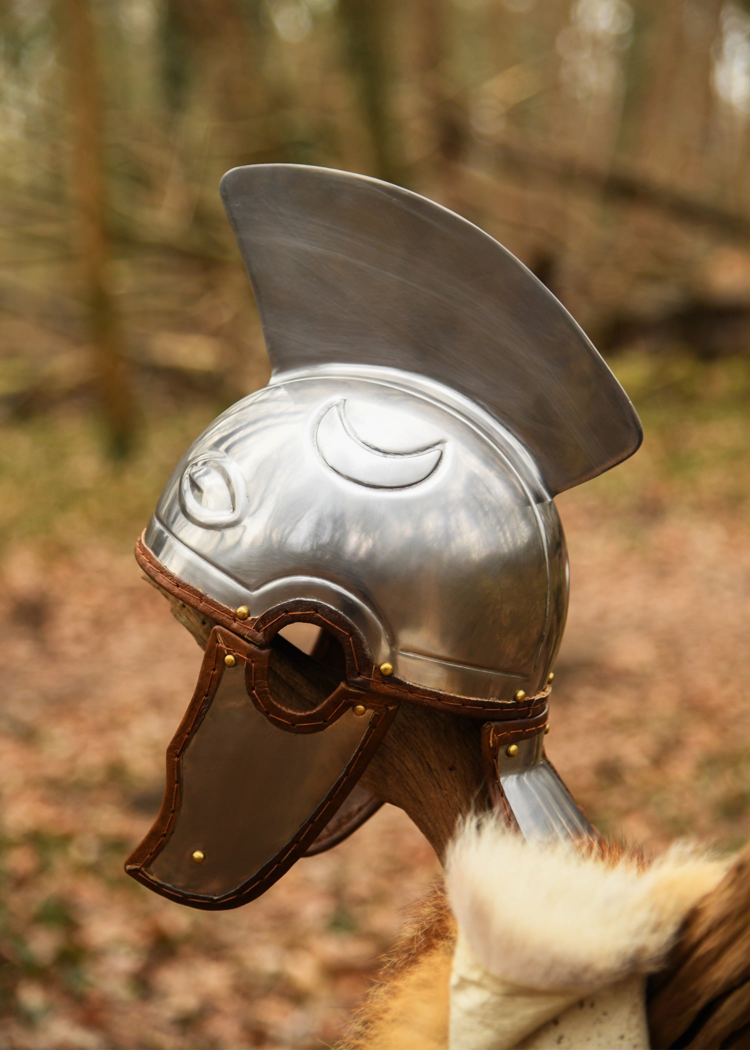 spaetroemischer centurion helm intercisa iv stahl