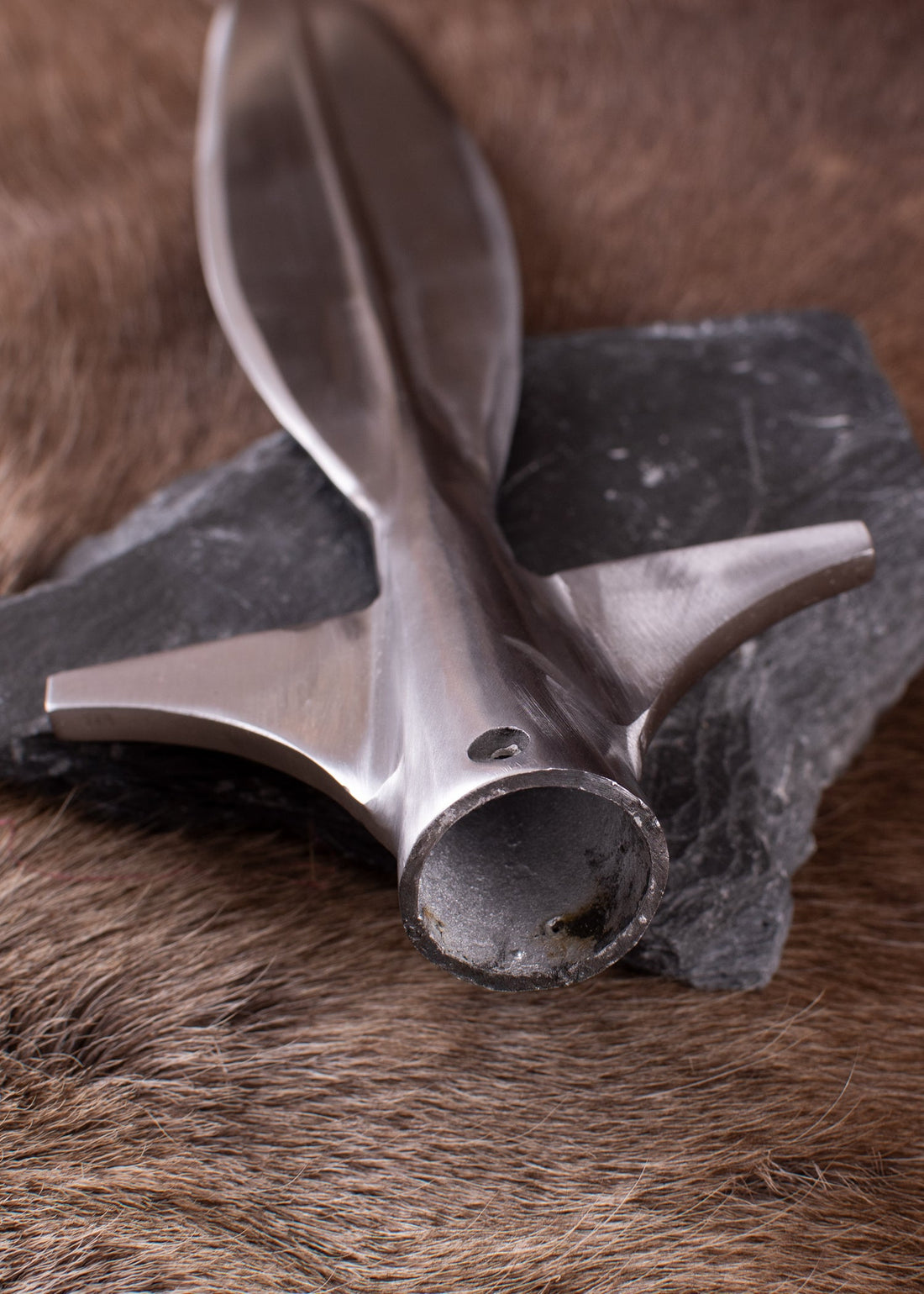 Karolingische Flügelspeer Spitze (43,5 cm) aus Stahl