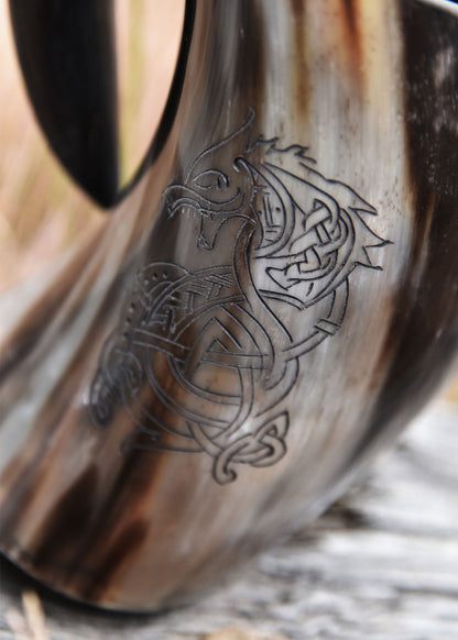 bierkrug aus horn fenrir der nordische wolf