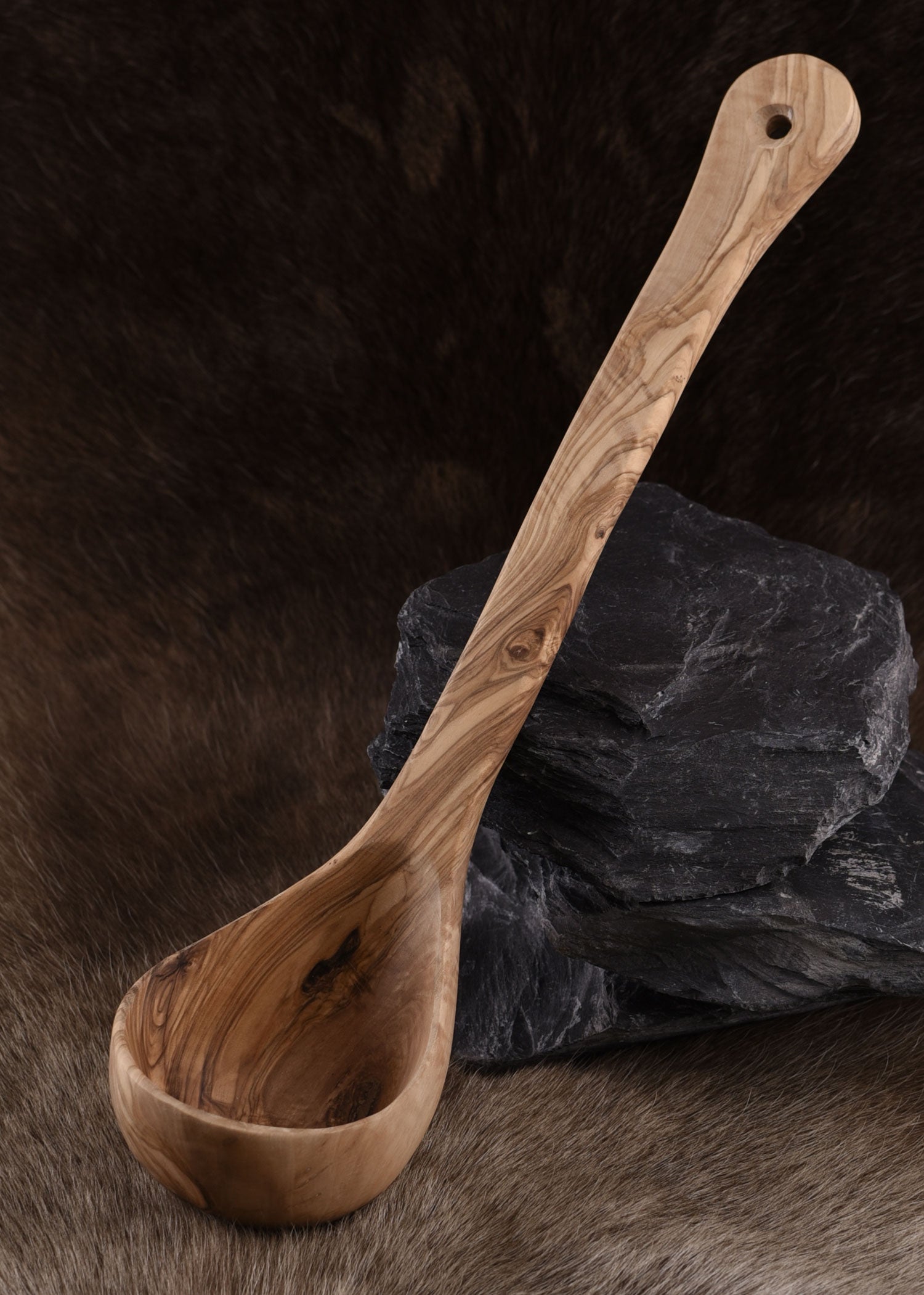 schoepfkelle aus olivenholz ca 35 cm