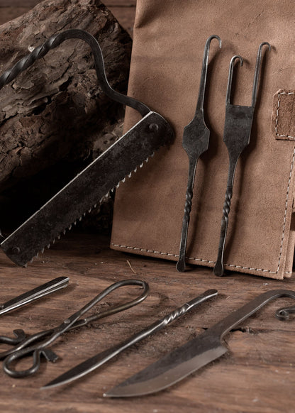 Mittelalter Wundarztbesteck 8 tlg. mit Ledertasche