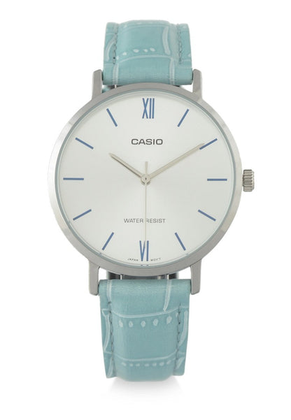 Casio Damen Quarzuhr mit hellem Zifferblatt und weißem Lederarmband