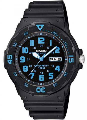 Casio Herren Analoguhr im Sportdesign mit blauem Resinarmband, Drehlünette und Datum