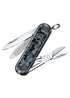 Victorinox Classic SD Navy Camouflage: Taktisches Multitool