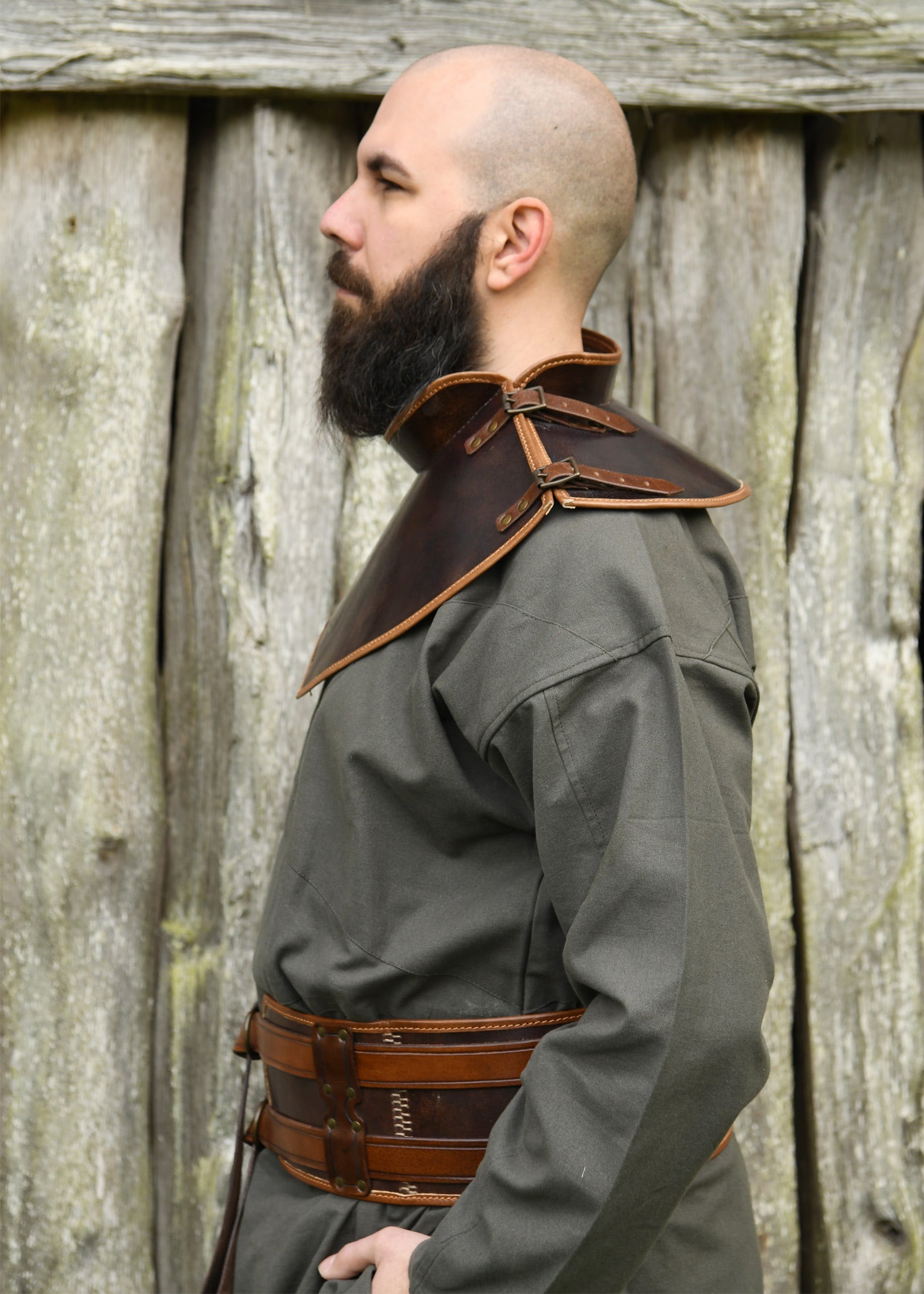 leder kragen arnulf braun