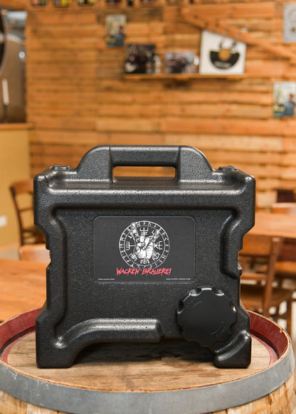 dosenbutler bierkuehlbox mit 12 dosen bier wacken brauerei