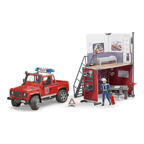 feuerwehrstation mit land rover defender