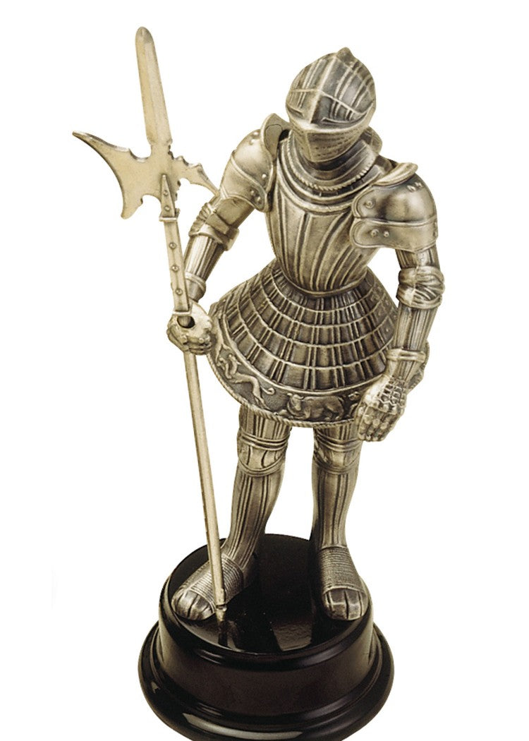 miniatur ritterruestung mit hellebarde