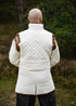 langer gambeson mit abnehmbaren rmeln und leder natur braun