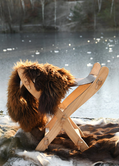mittelalter scherenstuhl mit ledersitz