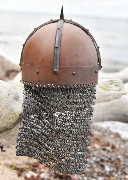 der gjermundbu helm mit vernieteter bruenne 2 mm stahl